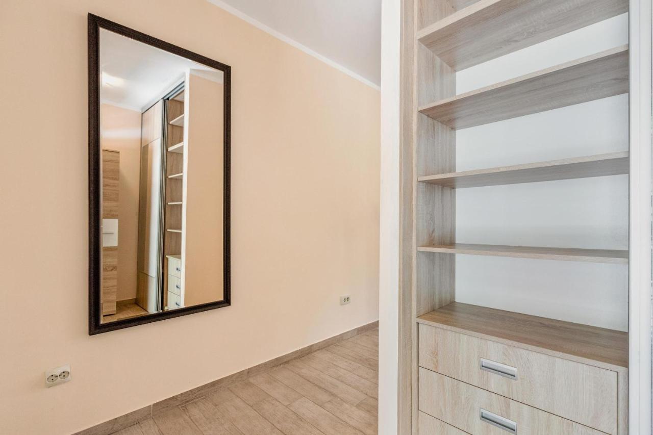 Muo Sea Front Apartments Kotor Exterior photo