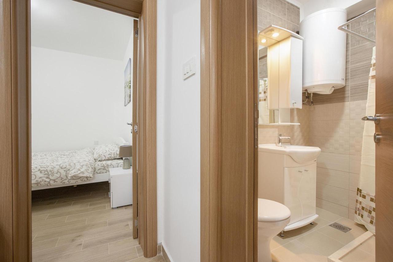 Muo Sea Front Apartments Kotor Exterior photo