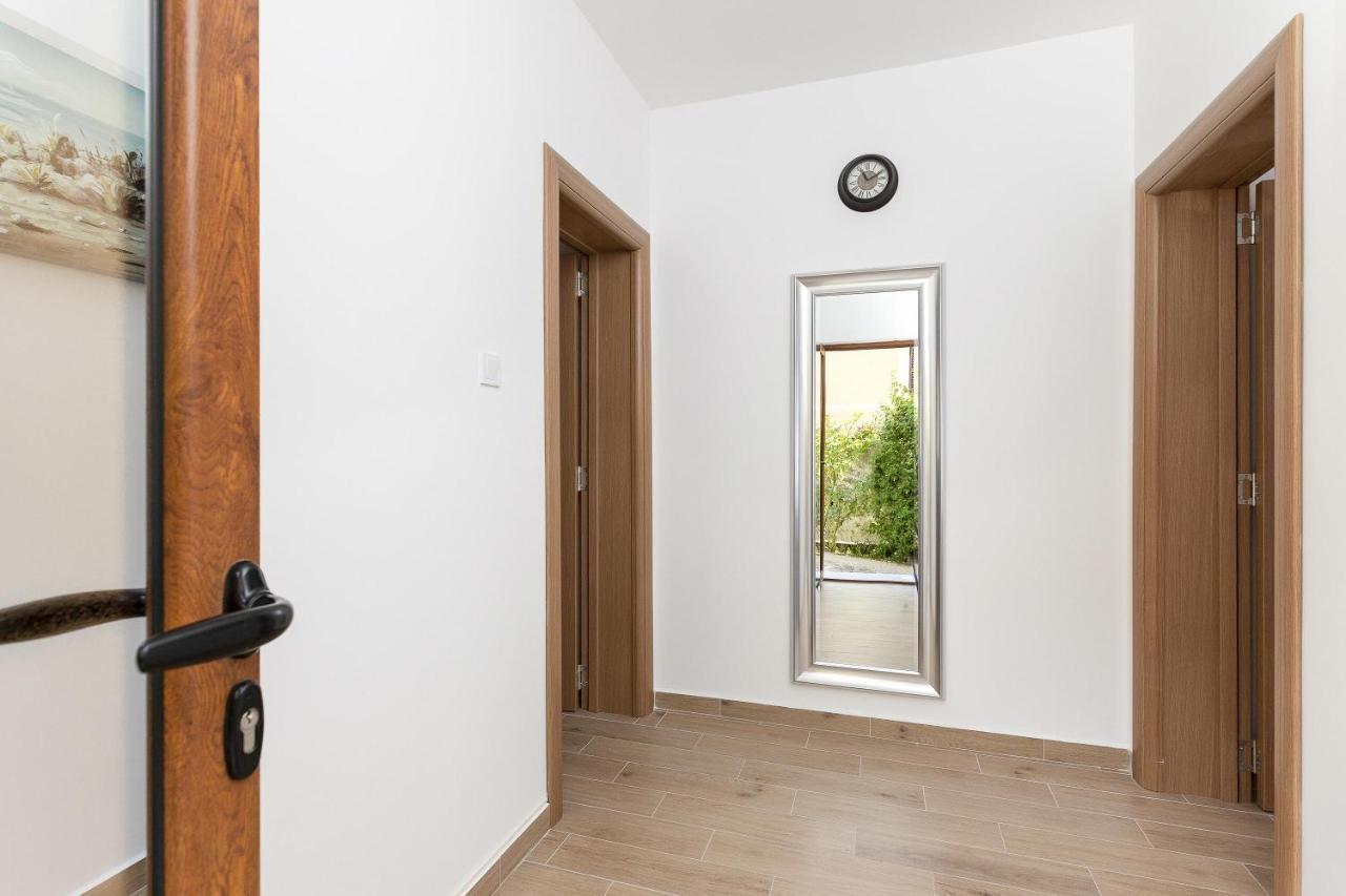 Muo Sea Front Apartments Kotor Exterior photo
